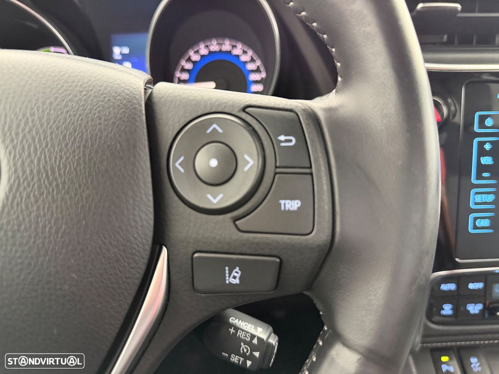Toyota Auris 1.8 HSD Comfort - 24