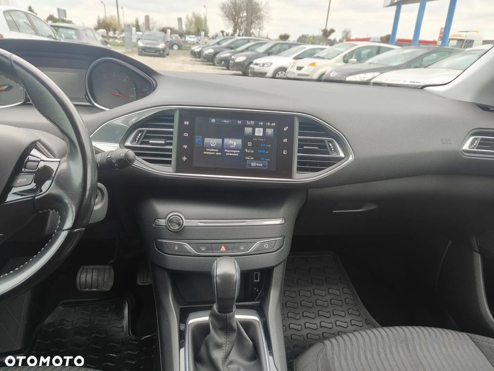 Peugeot 308 - 21