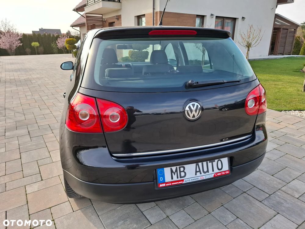 Volkswagen Golf 1.6 Sportline - 16