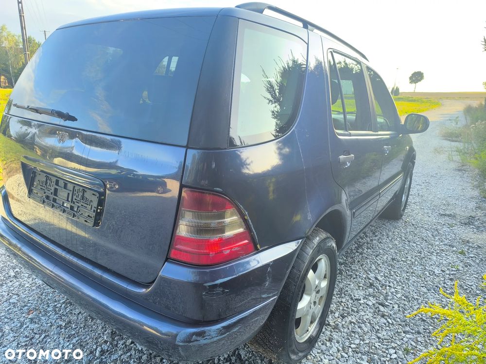 Mercedes-Benz ML - 4