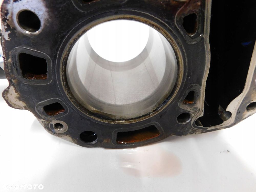 PIAGGIO VESPA GTS 125 CYLINDER  TŁOK - 6