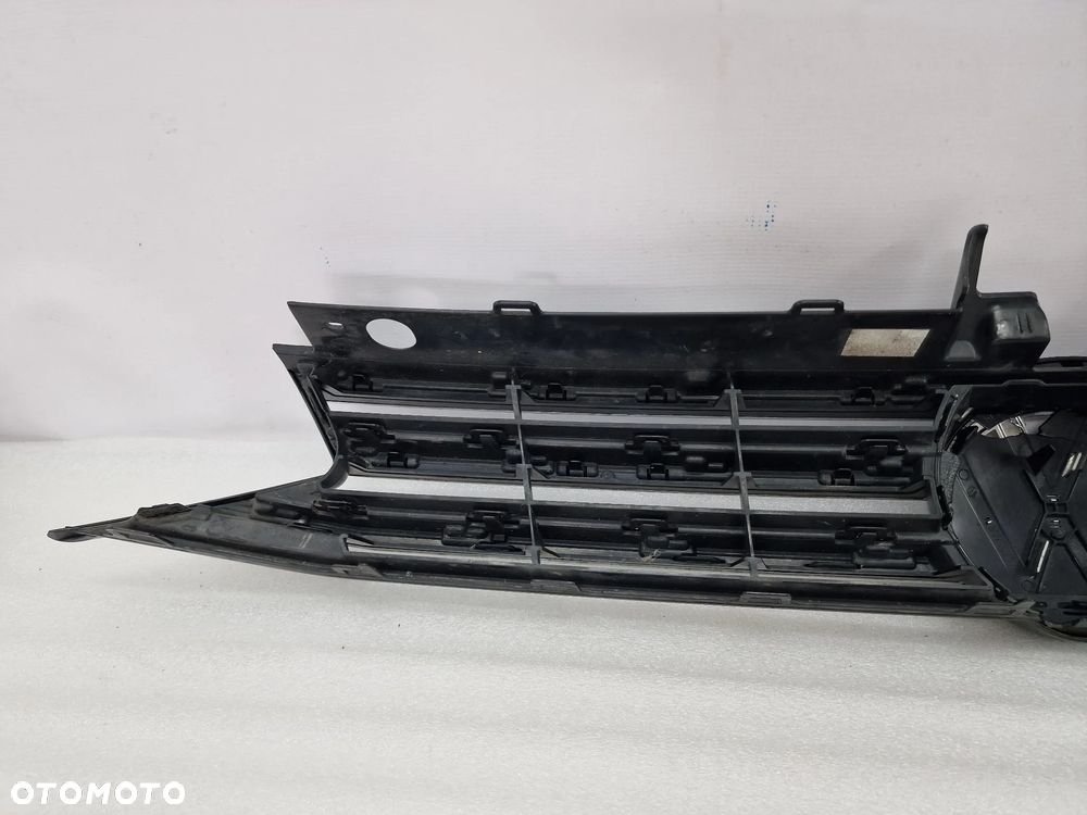VW TOURAN II LIFT 5TA 15- ATRAPA / GRILL PRZEDNI PRZÓD , NR 5TA853653B / 5TA853651H / 5TA853651J / 5TA853651K , NR AUKCJI GR360 - 14