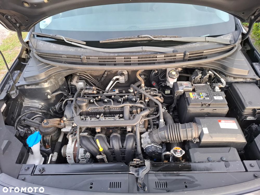 Kia Rio - 21