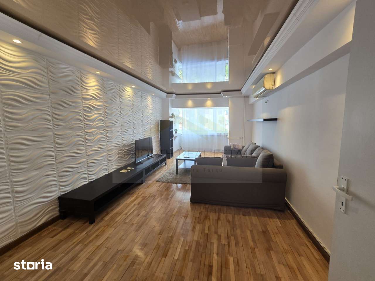 Apartament cu 4 camere de tip Duplex - Bvd. Unirii - Zona centrala — fotografia 3