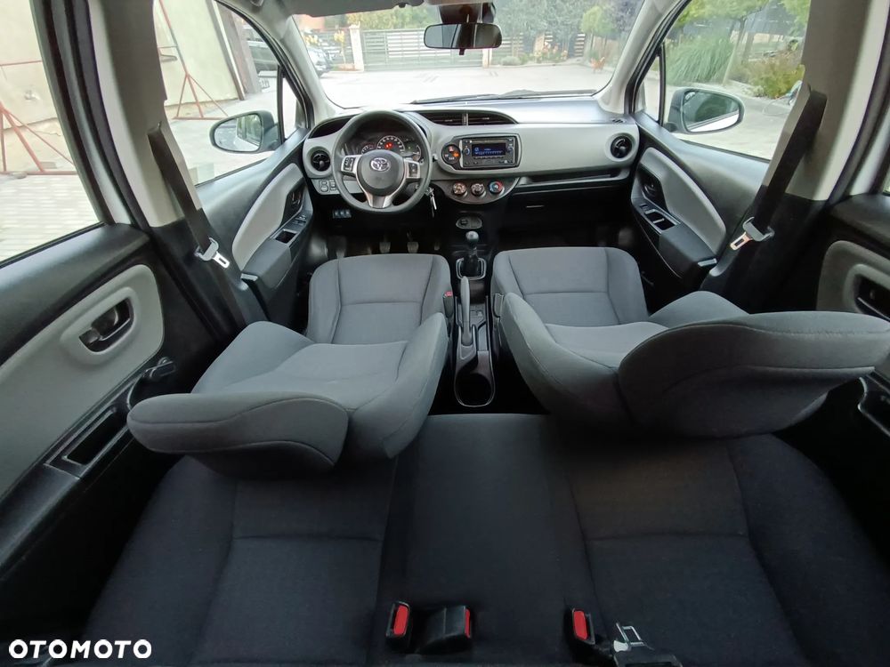 Toyota Yaris 1.0 Life EU6 - 21
