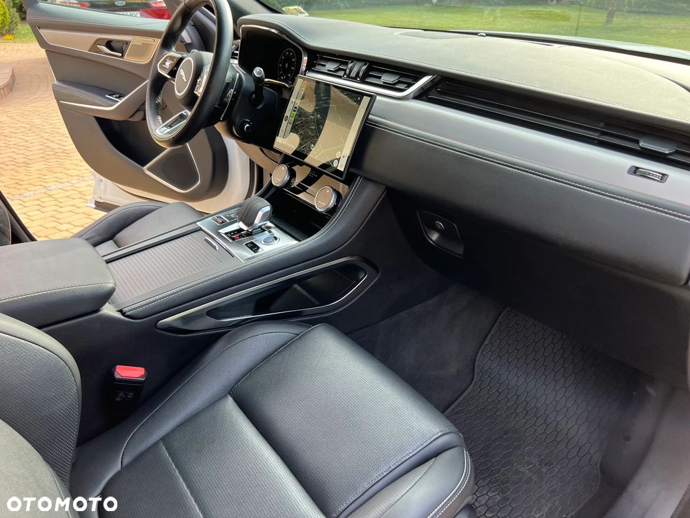 Jaguar F-Pace 2.0 P250 mHEV AWD R-Dynamic S - 16