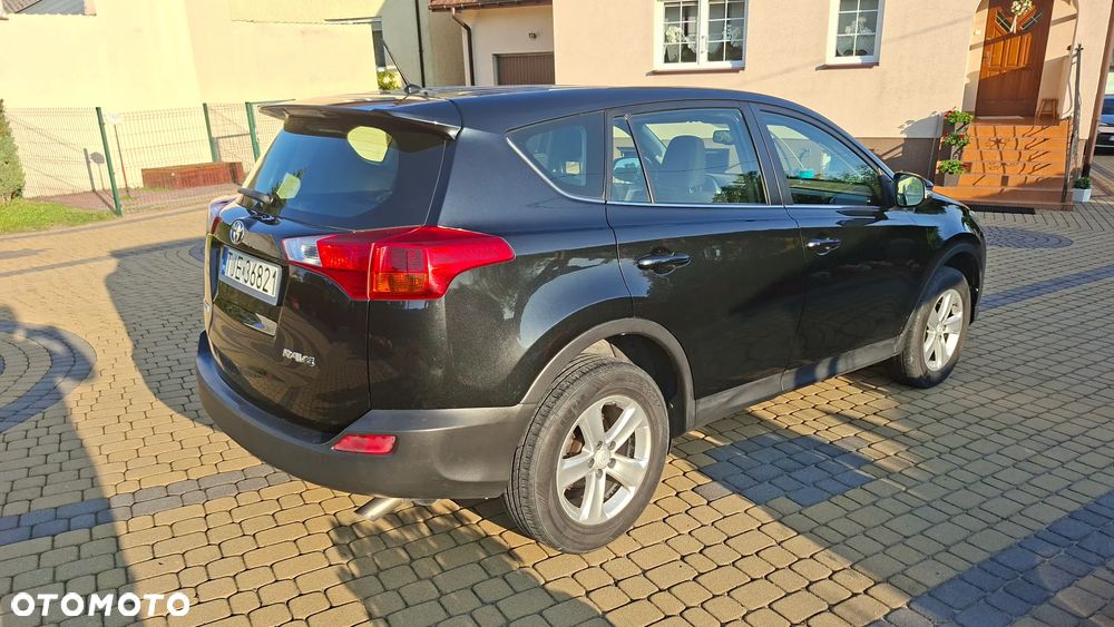 Toyota RAV4 2.0 D-4D Premium - 3
