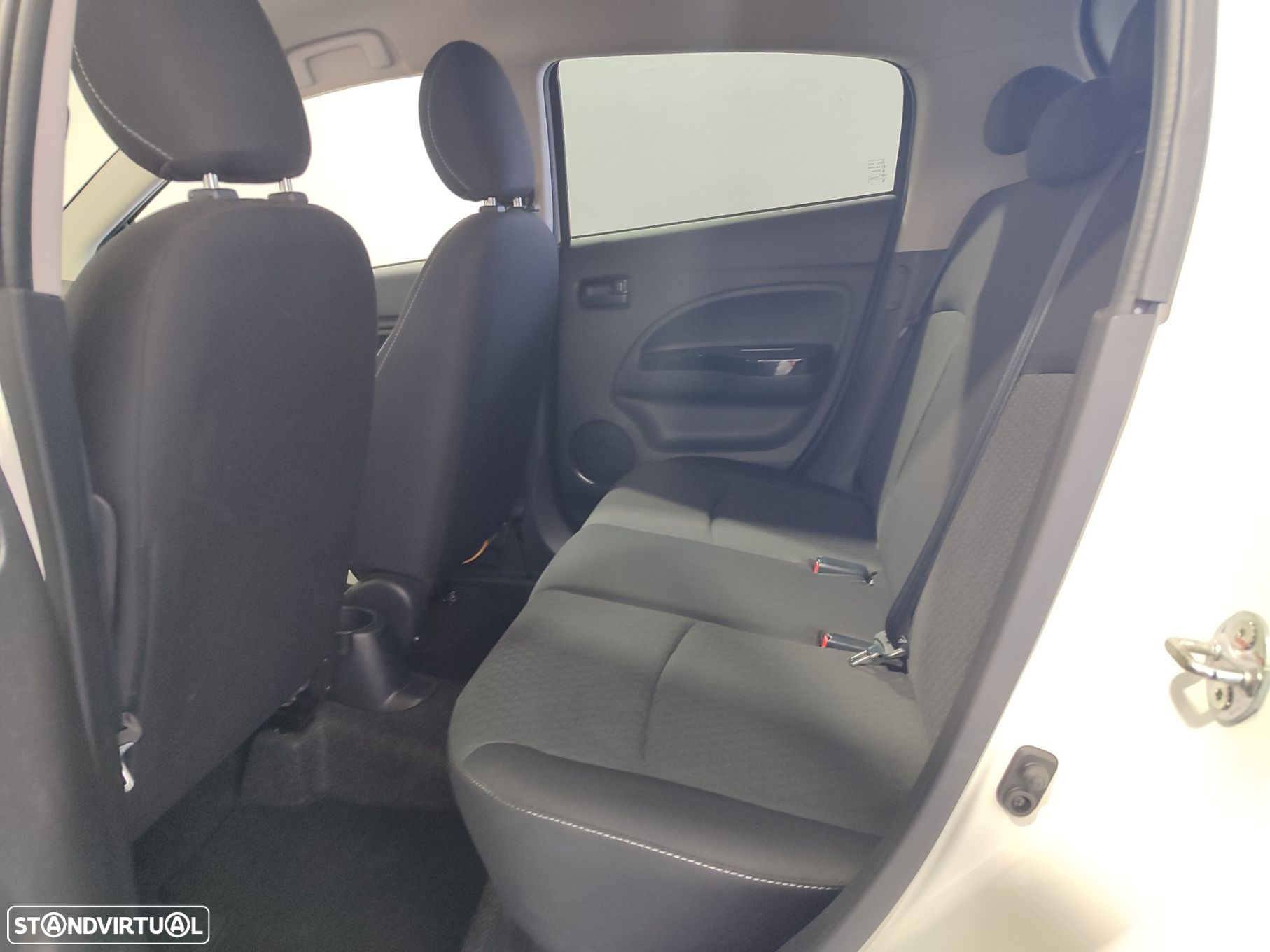 Mitsubishi Space Star 1.2 Intense - 15