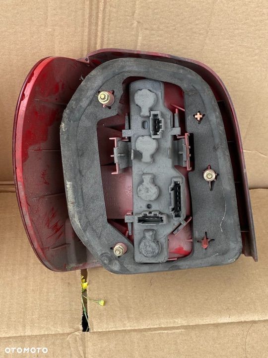 Lampa tył tylna lewa Volkswagen Polo III 1999- - 2