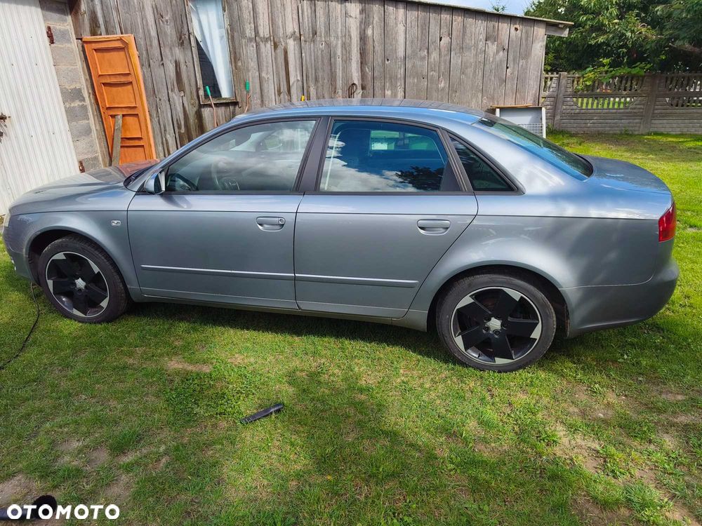Audi A4 Limousine - 2