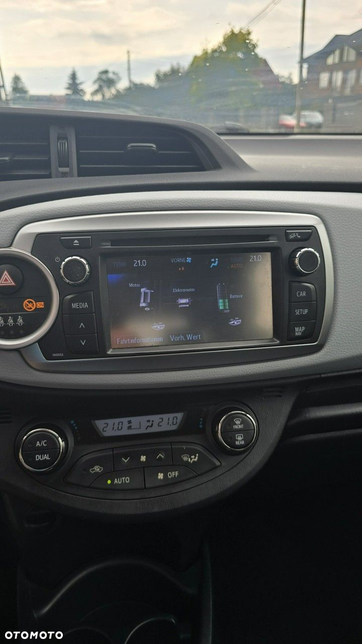 Toyota Yaris - 14