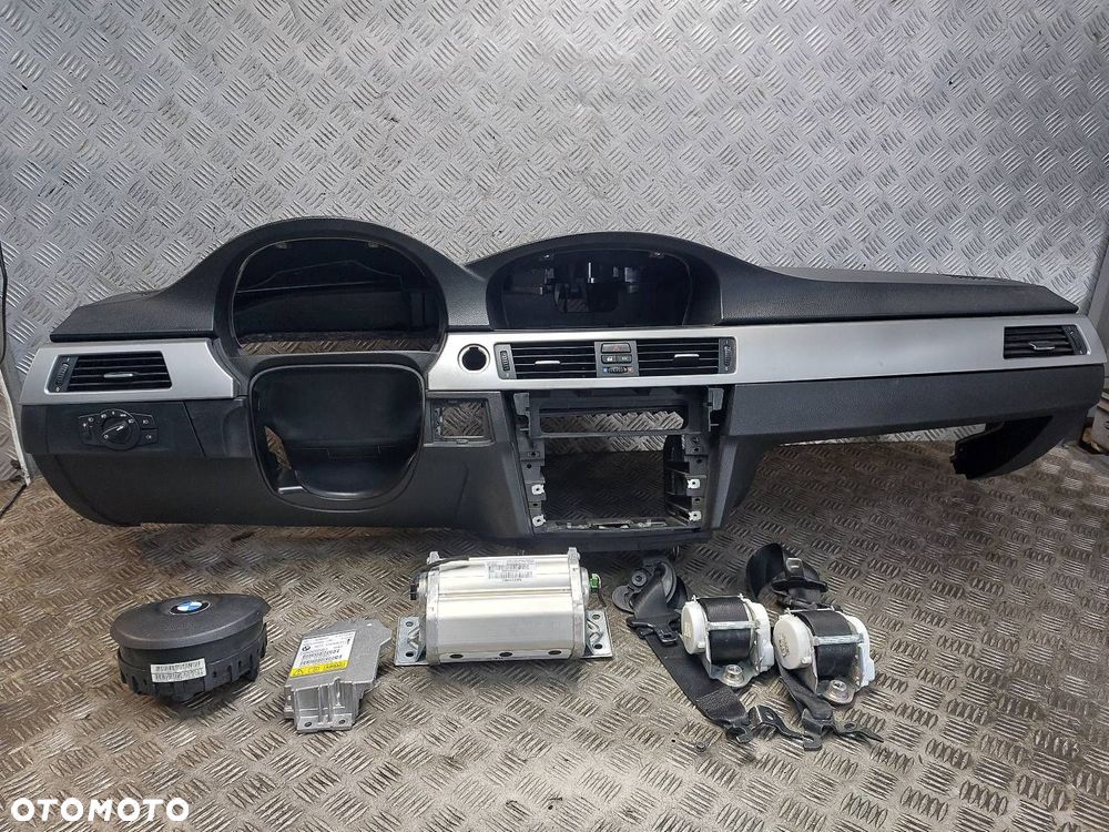 ZESTAW AIRBAG POSTRZAŁOWY KOKPIT DESKA PASY PODUSZKI MODUŁ BMW E90 E91 - 1
