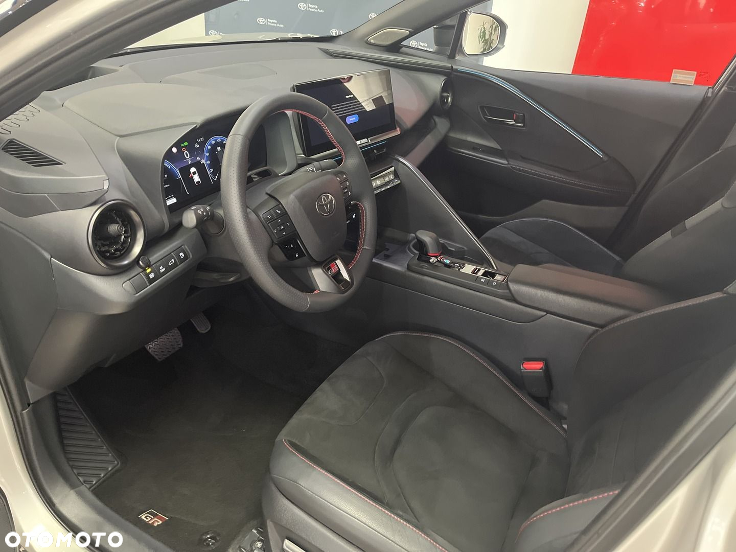 Toyota C-HR - 7
