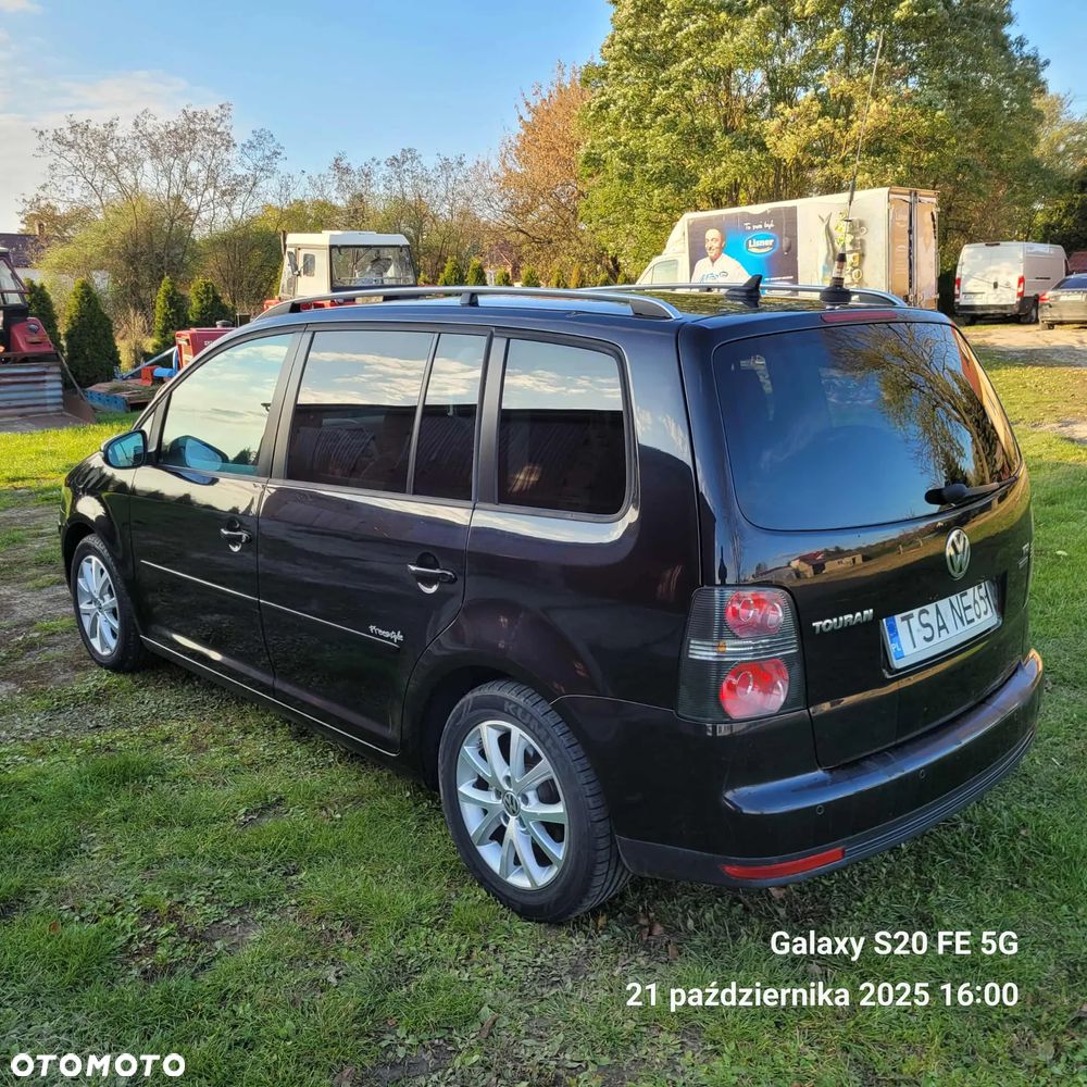 Volkswagen Touran 1.9 TDI DPF Blue Motion Freestyle - 3