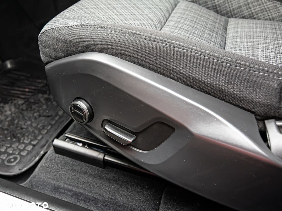 Volvo XC 60 - 8