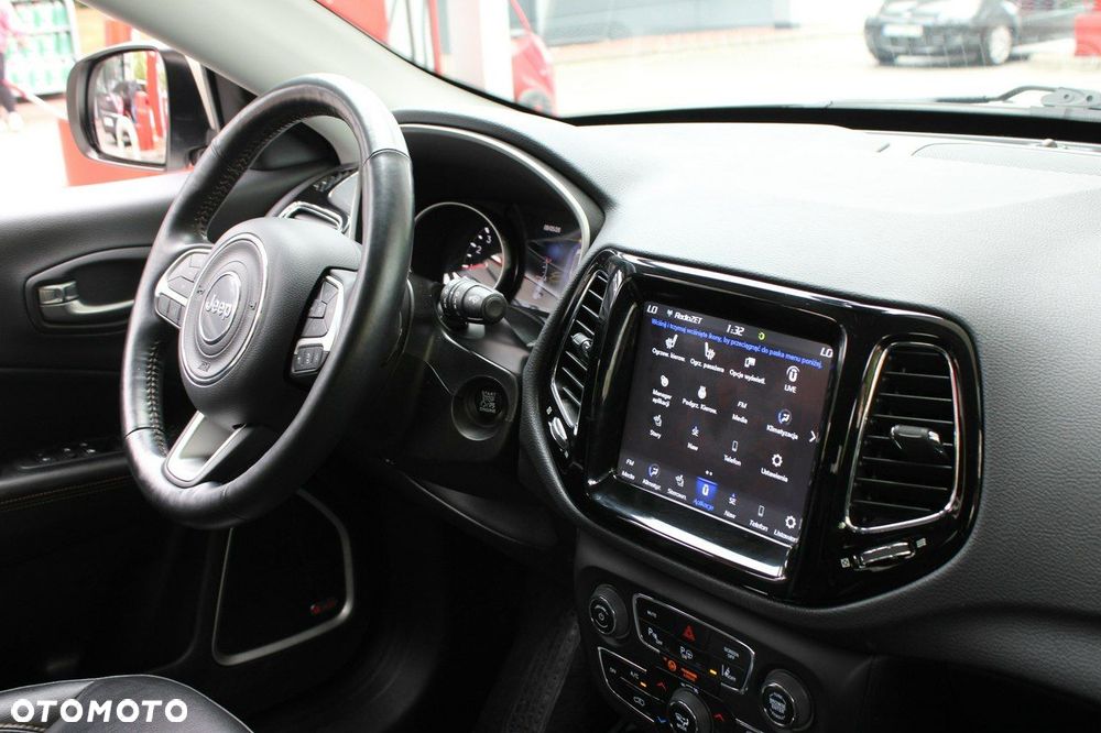 Jeep Compass 1.4 MultiAir Active Drive Automatik Limited - 25
