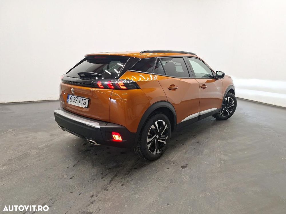 Peugeot 2008 1.2 L PureTech STT Allure - 2