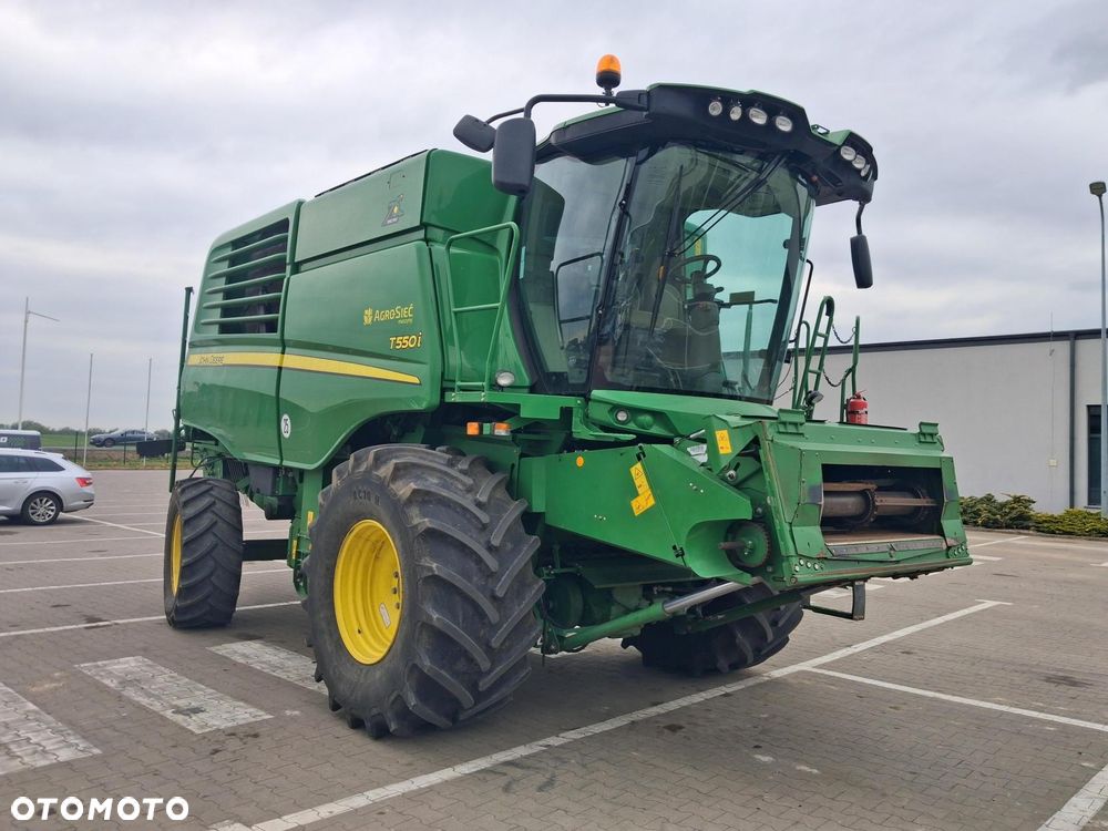 John Deere T550 - 6