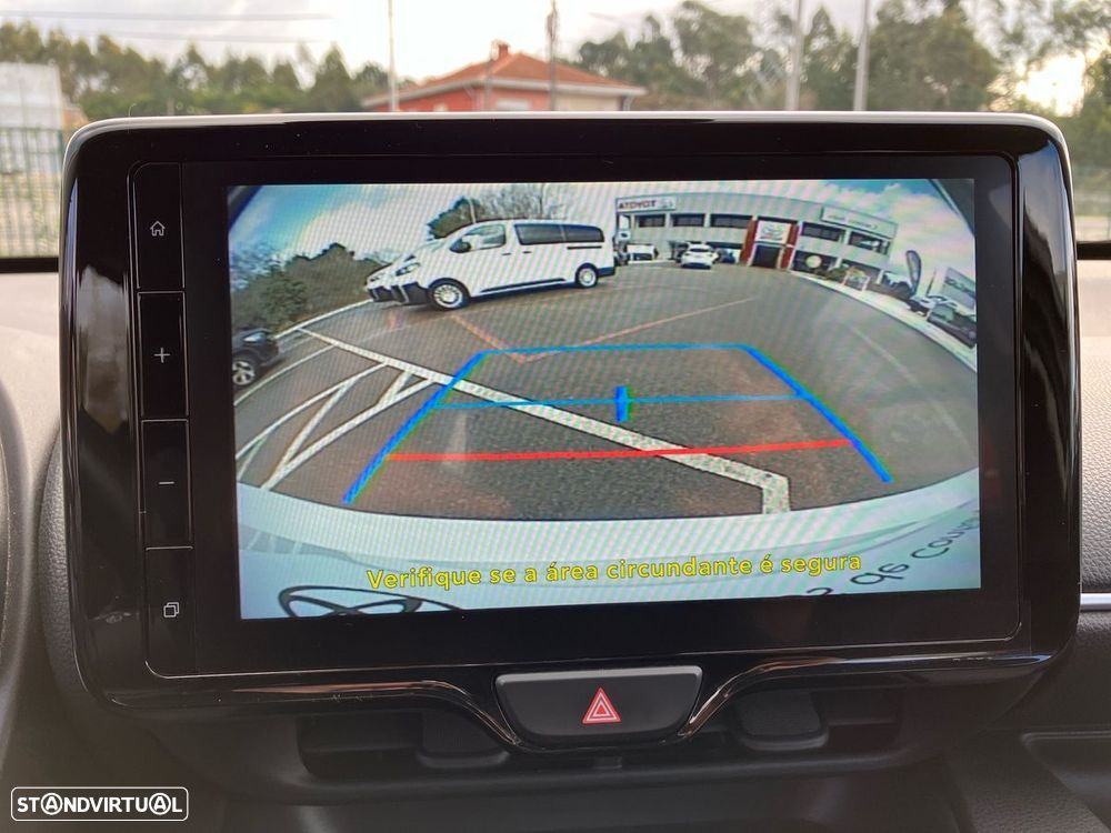 Toyota Yaris 1.5 HDF Comfort Plus - 25