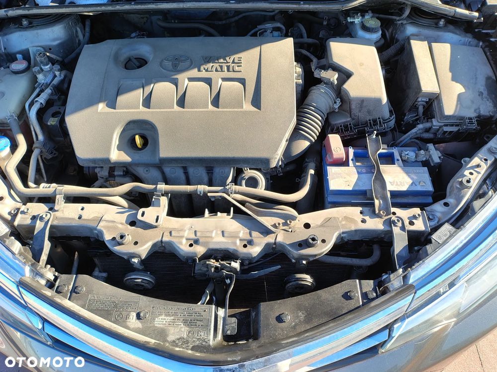 Toyota Corolla 1.6 Comfort - 14