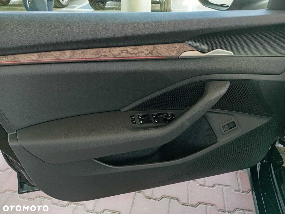 Skoda Superb 2.0 TSI L&K DSG - 20