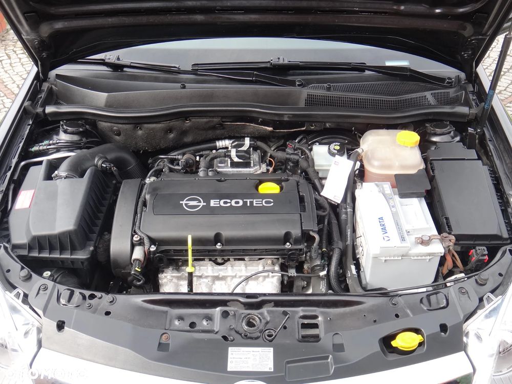 Opel Astra 1.6 Innovation - 29