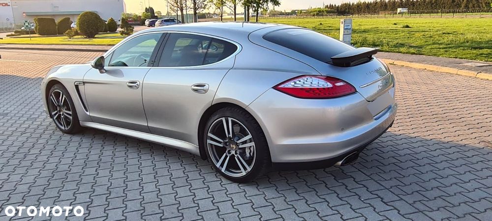Porsche Panamera S PDK - 21