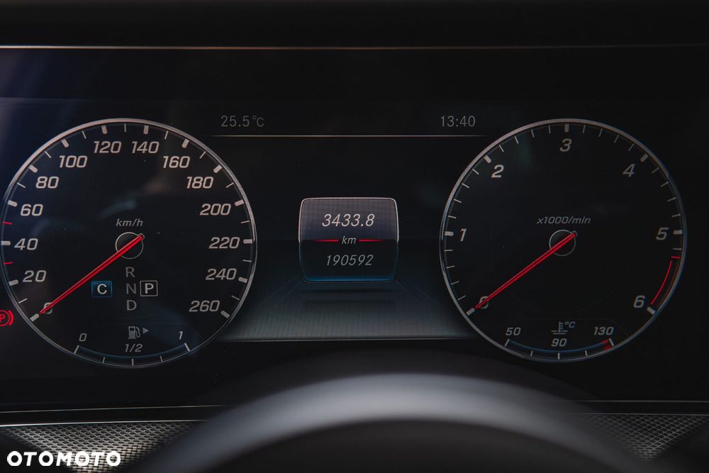 Mercedes-Benz Klasa E 200 d 9G-TRONIC - 15