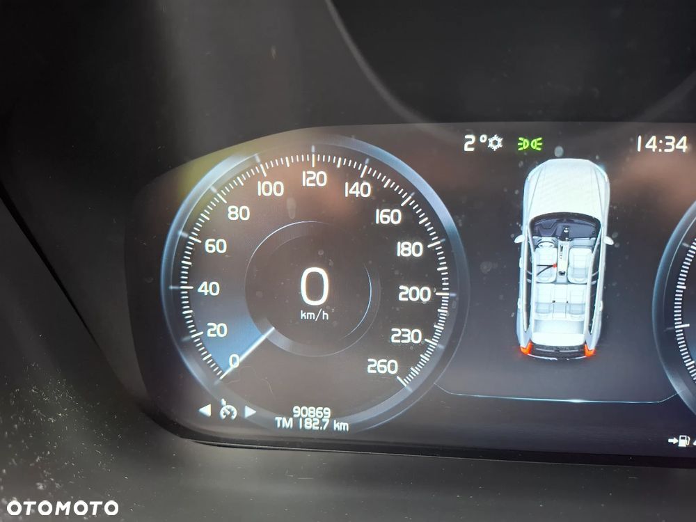 Volvo XC 60 T5 AWD R-Design - 8