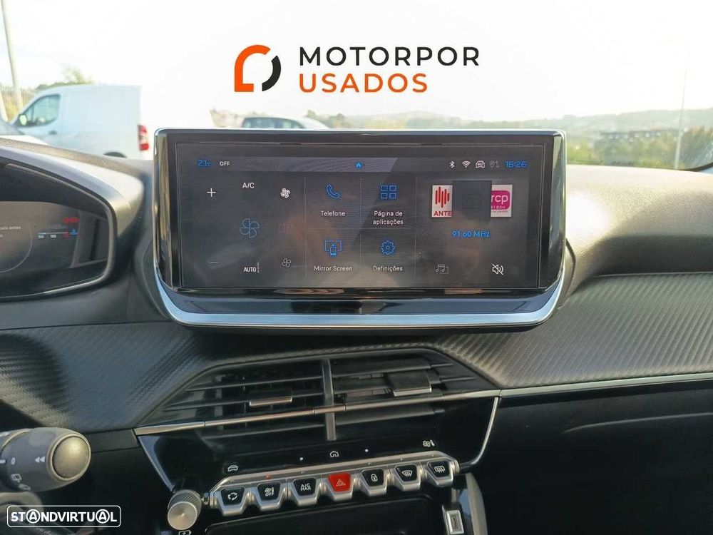 Peugeot 208 1.2 Hybrid Allure e-DCS6 - 12
