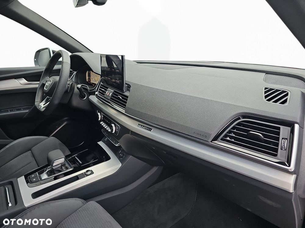 Audi Q5 Sportback - 27