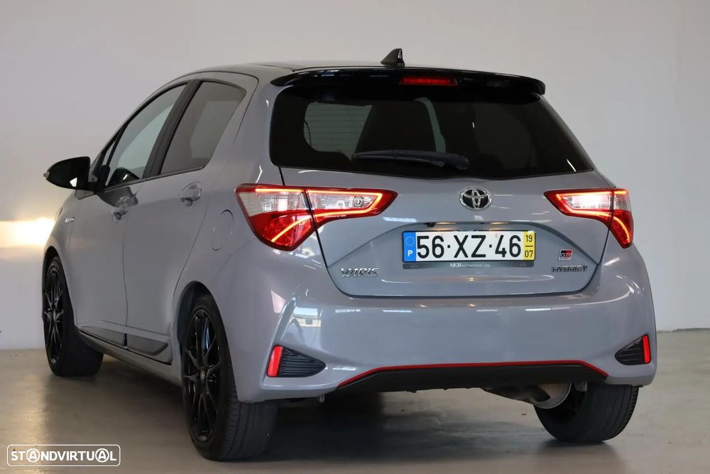 Toyota Yaris 1.5 HSD GR Sport - 16