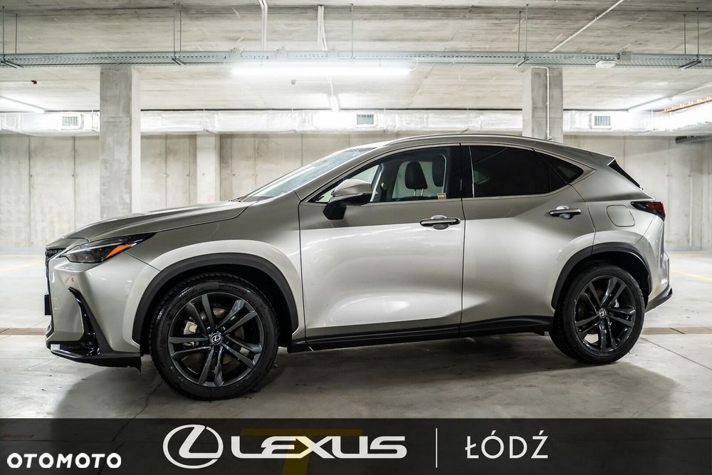 Lexus NX - 1