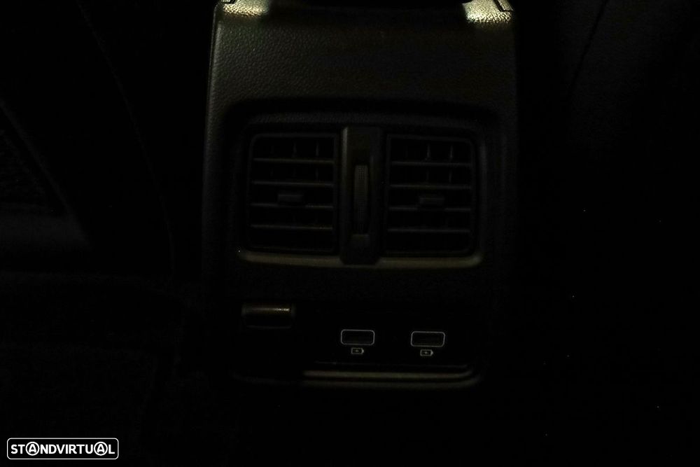 Renault Captur 1.0 TCe Techno - 23