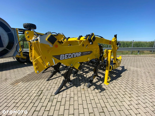 BEDNAR TERRALAND TN 3000 HD7R