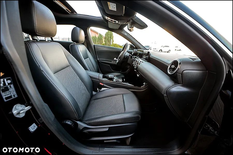 Mercedes-Benz CLA - 31