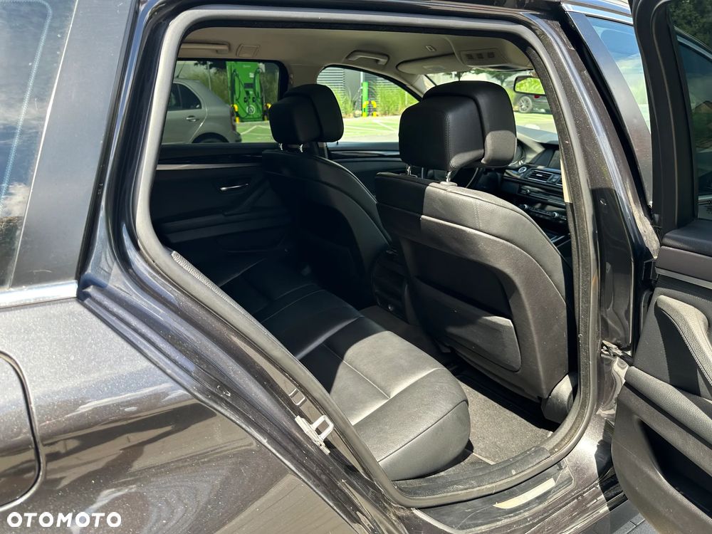 BMW Seria 5 520d - 16