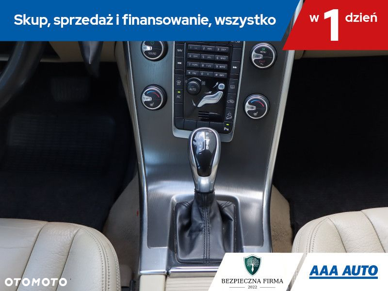 Volvo XC 60 - 17