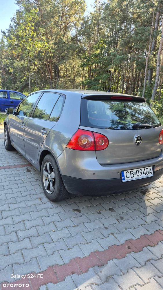 Volkswagen Golf - 2