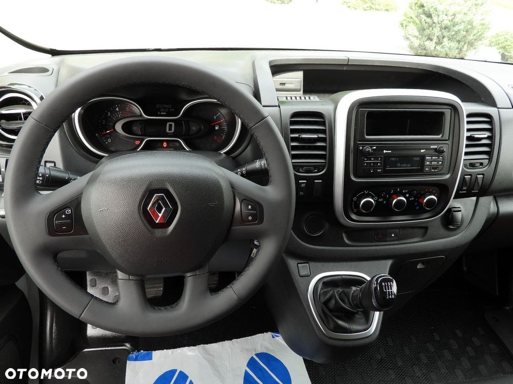 Renault TRAFIC  FURGON CHŁODNIA  0*C TEMPOMAT LEDY KLIMATYZACJA  120KM - 29