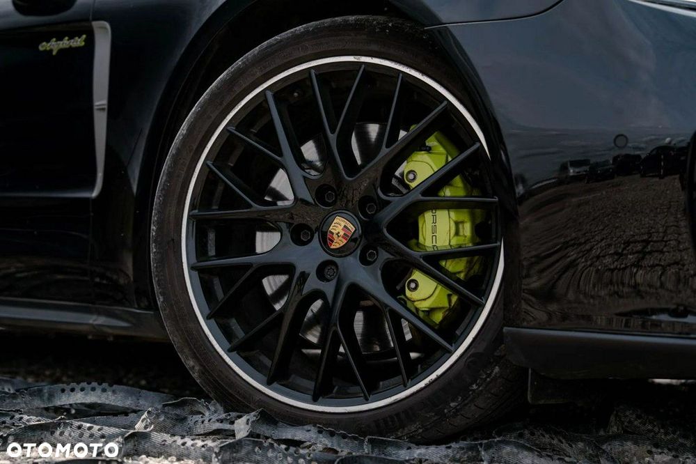 Porsche Panamera 4 E-Hybrid Platinum Edition - 15