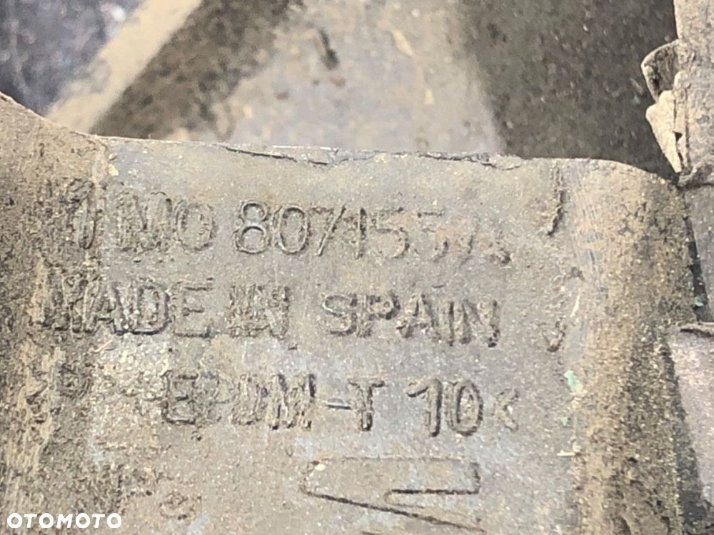 KRATKA ZDERZAKA LEWY PRZÓD - 54.00 PLN - SEAT LEON (1M1) 1999 - 2006 1.9 TDI 81 kW [110 KM] olej - 4