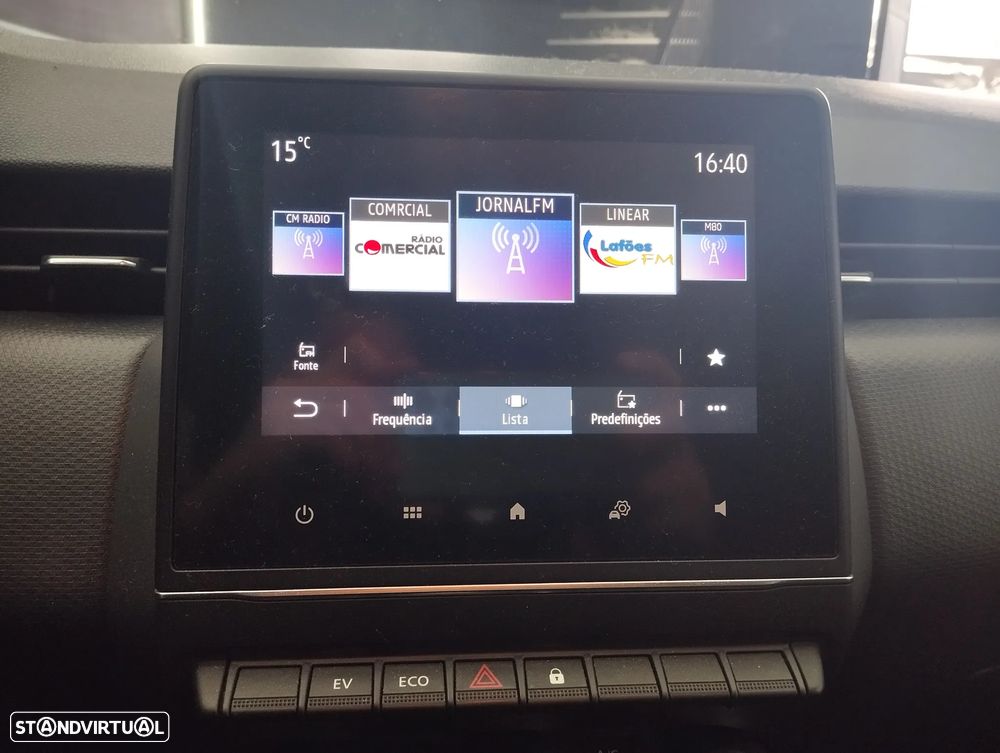 Renault Clio 1.6 E-Tech Intens - 26