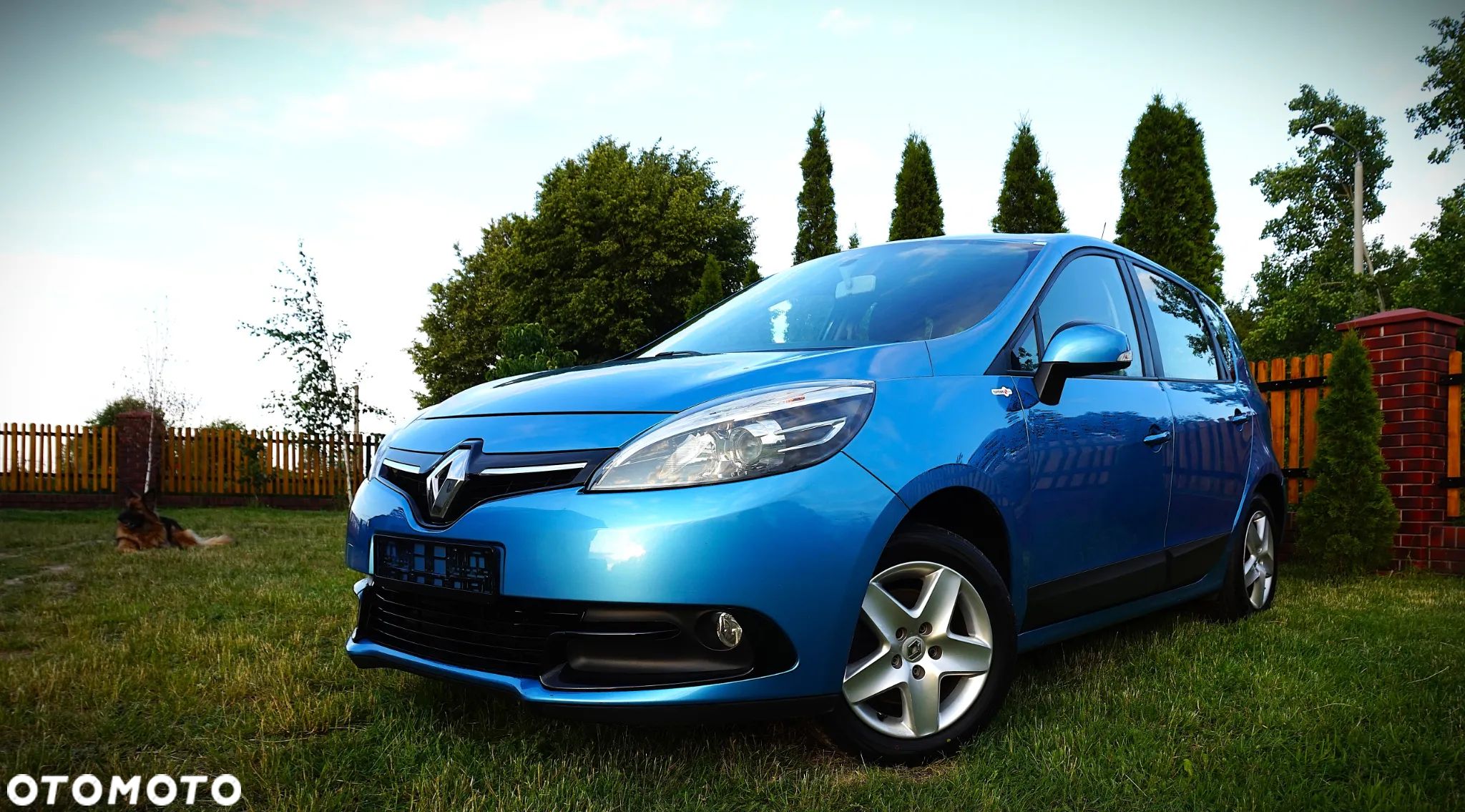 Renault Scenic 1.6 16V 110 TomTom Edition - 1