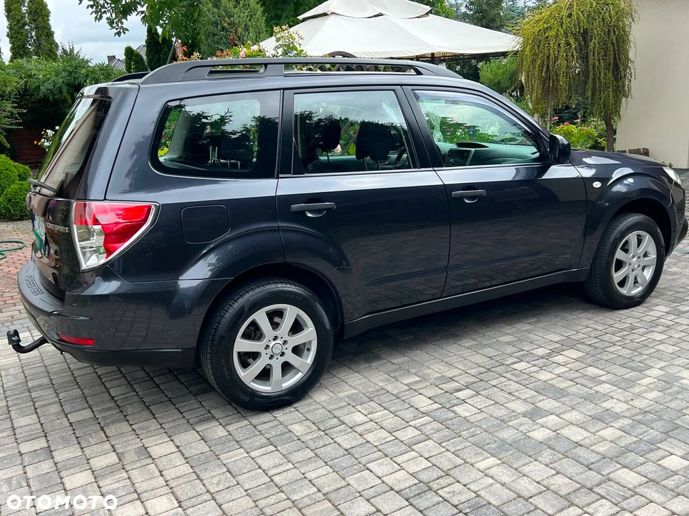 Subaru Forester 2.0X Exclusive - 8