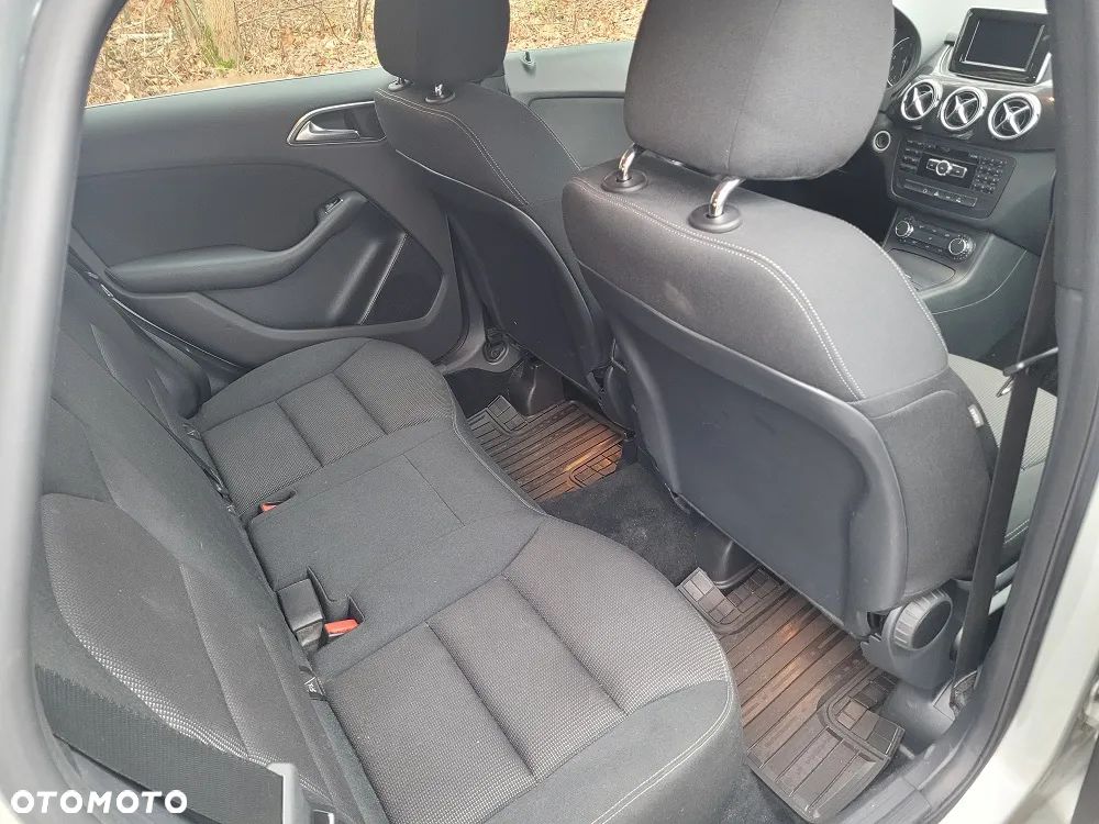 Mercedes-Benz Klasa B 180 (BlueEFFICIENCY) 7G-DCT - 10