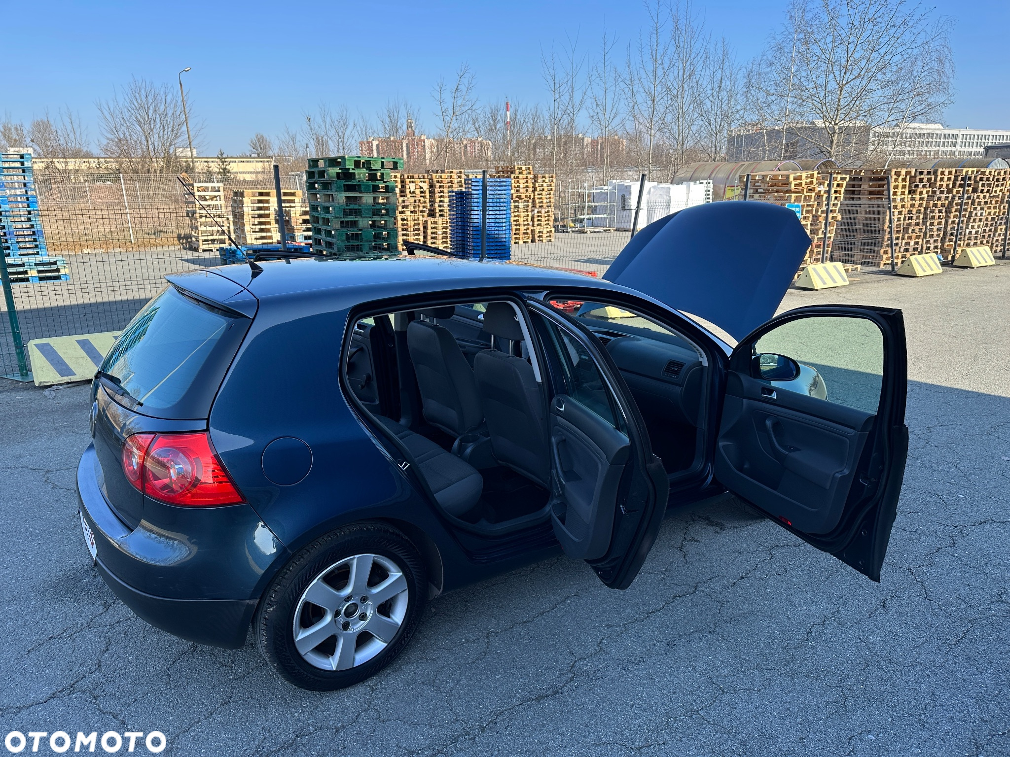 Volkswagen Golf 1.4 Comfortline - 32