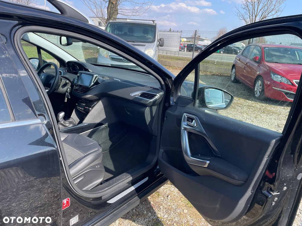 Peugeot 2008 1.6 BlueHDi Allure - 19