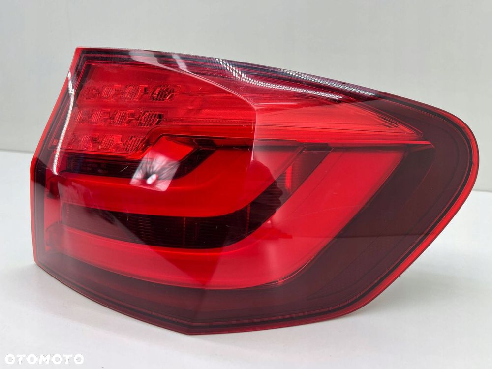 BMW 5 F11 PRAWA LAMPA TYŁ W BŁOTNIK LED 7203234 - 3