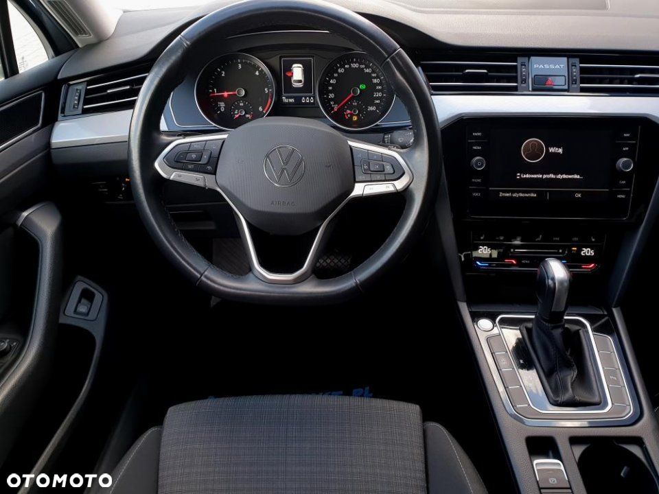 Volkswagen Passat - 9
